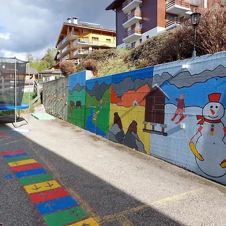 Apartment Chant Du Torrent: 12 Pers. Ideal Pour Les Familles