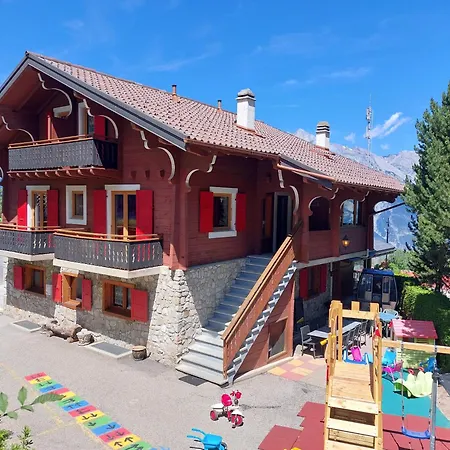 Chant Du Torrent: 12 Pers. Ideal Pour Les Familles * Nendaz