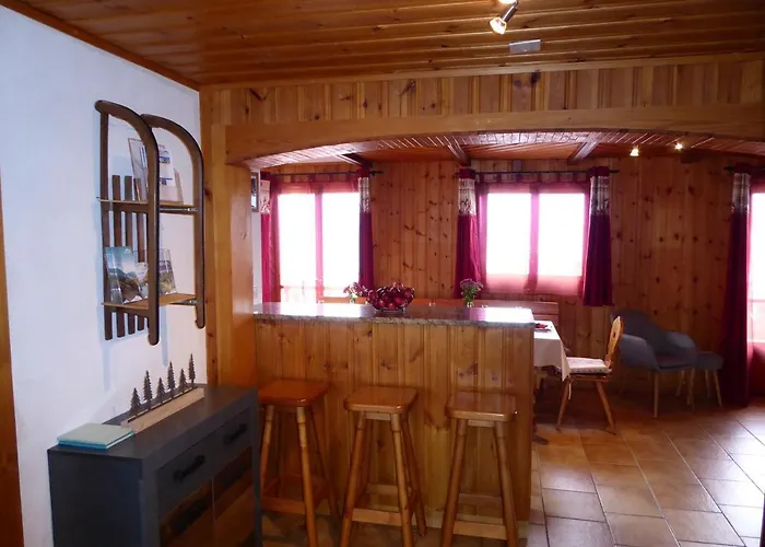 Chant Du Torrent: 12 Pers. Ideal Pour Les Familles アパート