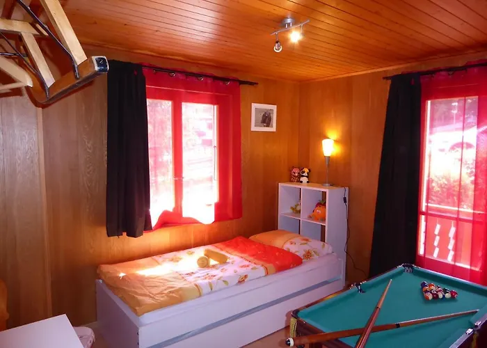 Chant Du Torrent: 12 Pers. Ideal Pour Les Familles Nendaz